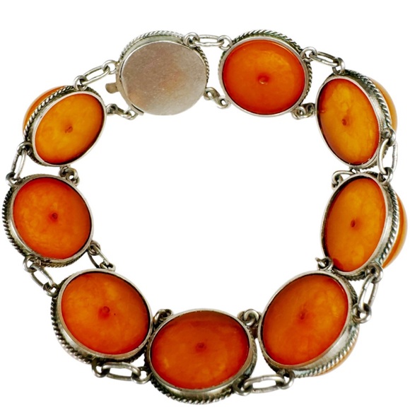 Continental Silver & Carnelian Link Bracelet - Picture 7 of 16
